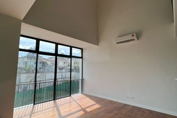 Alstonia Hilltop Bukit Raham Putra