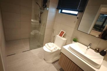 Alora Residences@Subang Jaya New Freehold Partly Furnished Condo