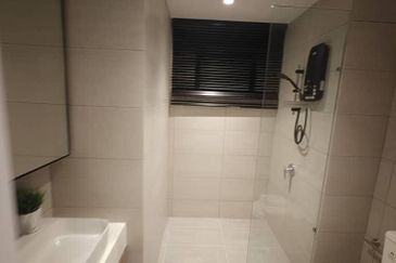 Alora Residences@Subang Jaya New Freehold Partly Furnished Condo