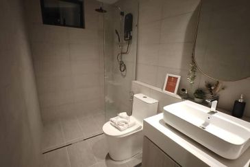 Alora Residences@Subang Jaya New Freehold Partly Furnished Condo