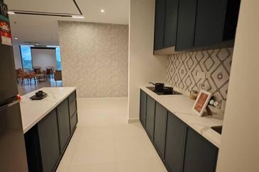 Alora Residences@Subang Jaya New Freehold Partly Furnished Condo