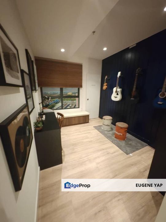 Alora Residences@Subang Jaya New Freehold Partly Furnished Condo, Selangor, Subang Jaya