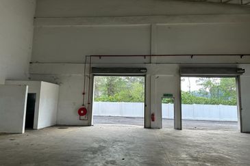 Taman Platinum Rawang @ Country Home, 3 Sty Semi-D Factory For Sale