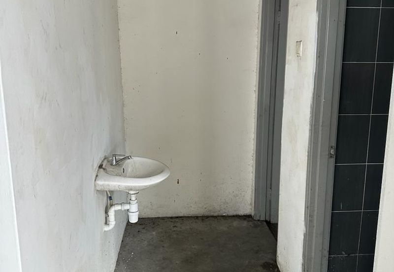 Taman Platinum Rawang @ Country Home, 3 Sty Semi-D Factory For Sale