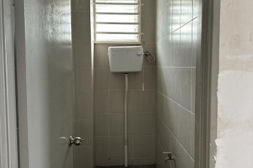 Taman Platinum Rawang @ Country Home, 3 Sty Semi-D Factory For Sale