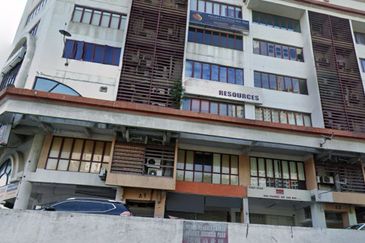 Megan Phoenix Business Center @ Cheras  G-Floor shop For Sale