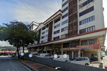 Megan Phoenix Business Center @ Cheras  G-Floor shop For Sale