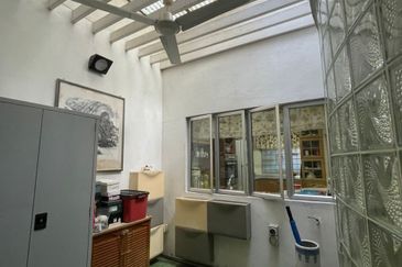 Bandar Menjalara (Desa Seri Mahkota)