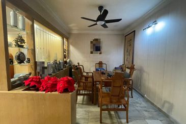 Bandar Menjalara (Desa Seri Mahkota)