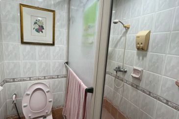 Bandar Menjalara (Desa Seri Mahkota)