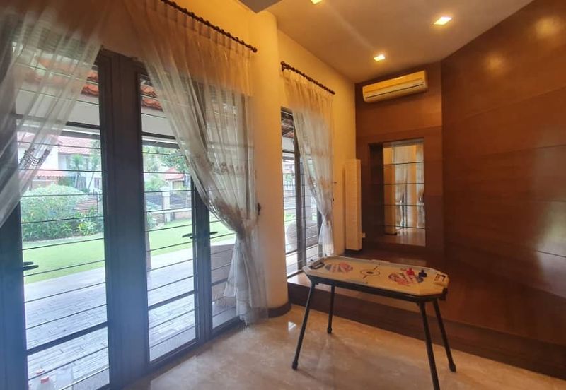 Bukit Jelutong, Shah Alam @ 2 Sty Semi D Connected House For Sale
