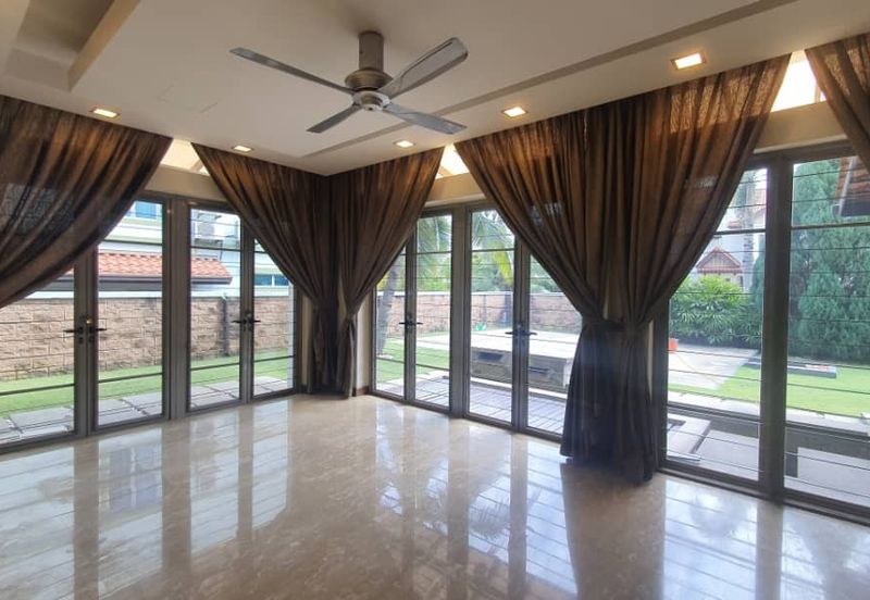 Bukit Jelutong, Shah Alam @ 2 Sty Semi D Connected House For Sale