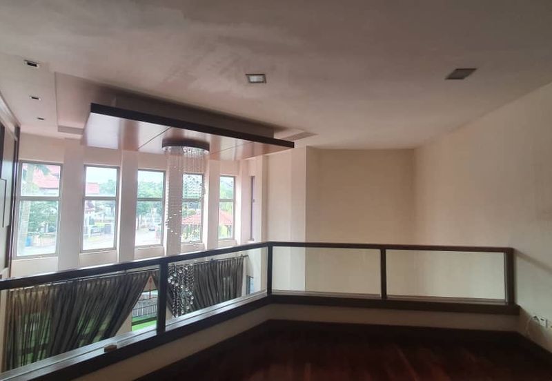 Bukit Jelutong, Shah Alam @ 2 Sty Semi D Connected House For Sale