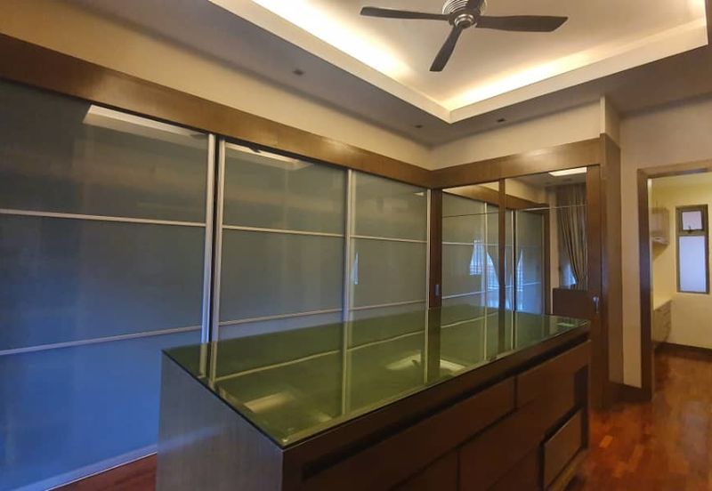 Bukit Jelutong, Shah Alam @ 2 Sty Semi D Connected House For Sale