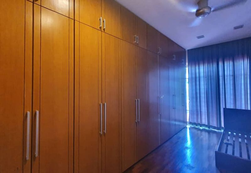 Bukit Jelutong, Shah Alam @ 2 Sty Semi D Connected House For Sale