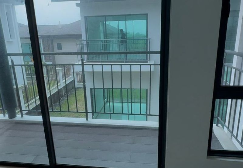 (2 storey bungalow)Amber @ Subang Bestari , Kwasa Damansara