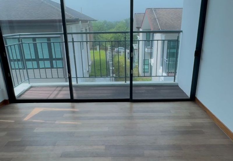 (2 storey bungalow)Amber @ Subang Bestari , Kwasa Damansara