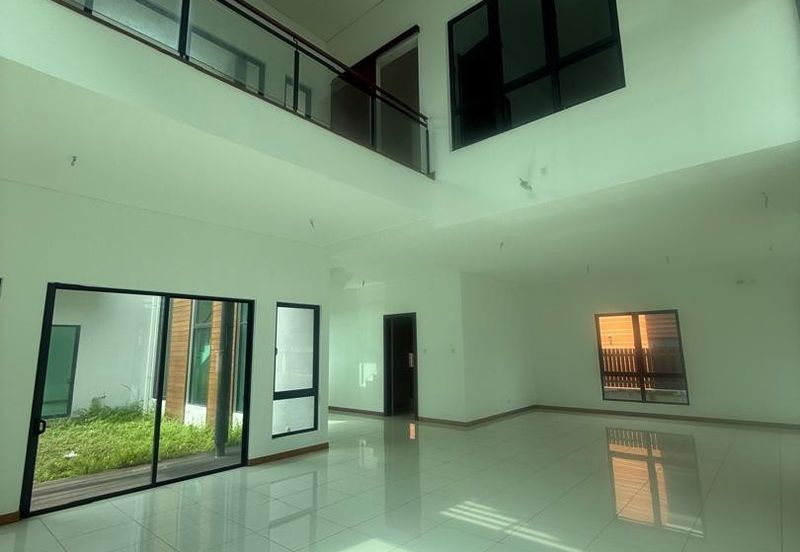 (2 storey bungalow)Amber @ Subang Bestari , Kwasa Damansara