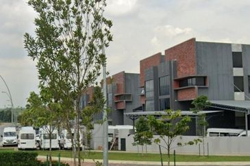 Elmina Business Park