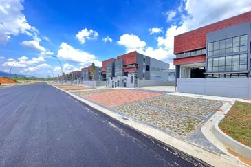 Elmina Business Park