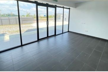 Elmina Business Park