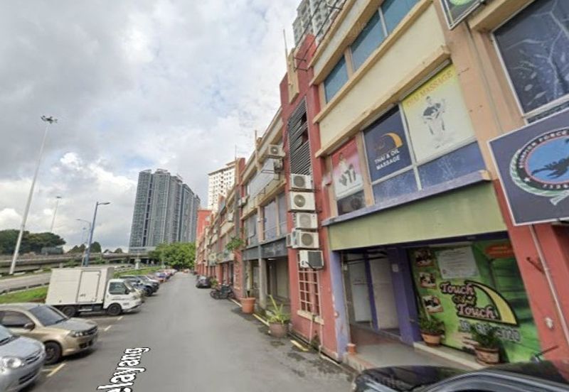 Taman Sri Batu Caves