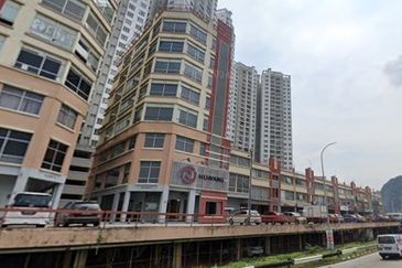 Taman Sri Batu Caves