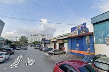 Taman Sri Batu Caves