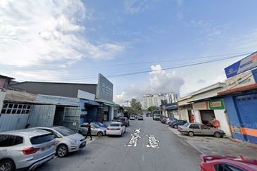 Taman Sri Batu Caves