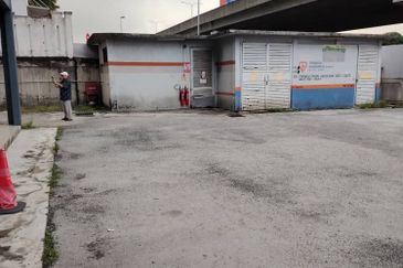 Taman Industri Bolton