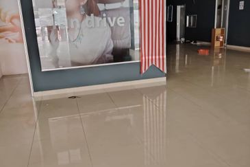 Taman Industri Bolton