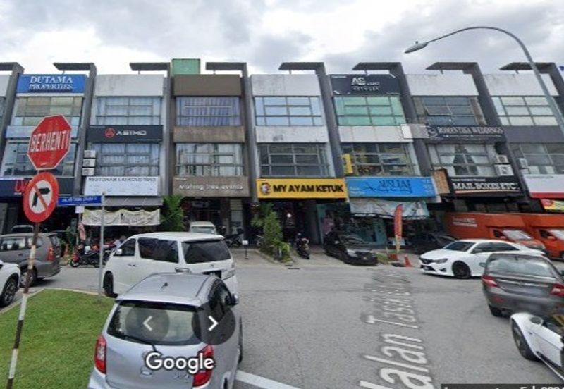 The Trillium @Lake Fields