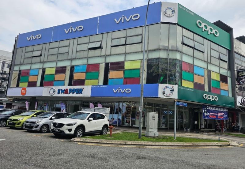 The Trillium @Lake Fields