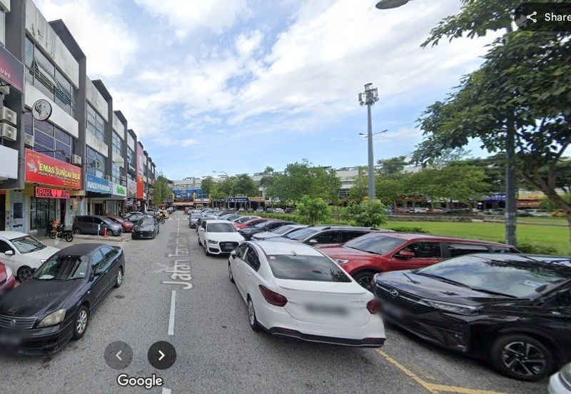 The Trillium @Lake Fields