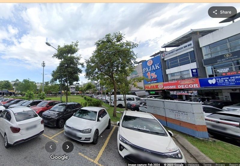 The Trillium @Lake Fields