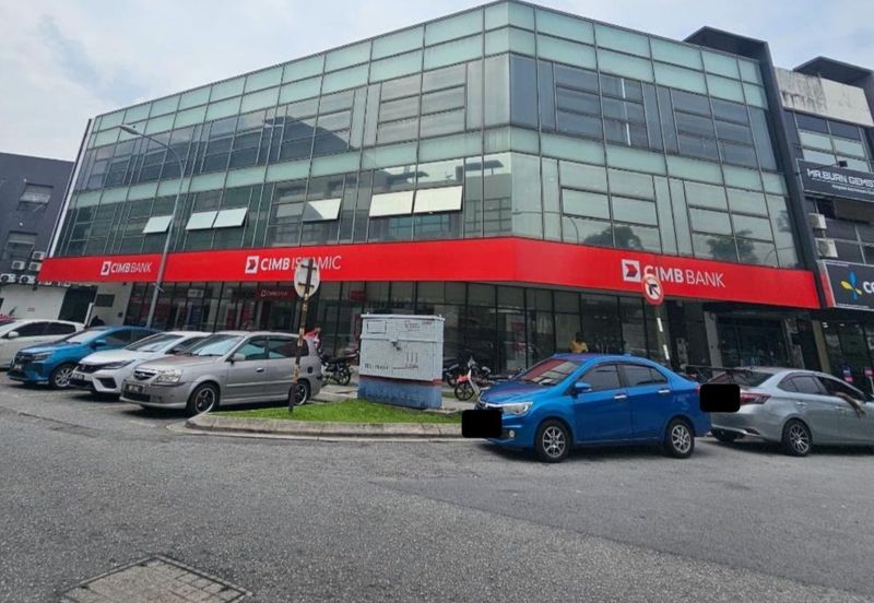 The Trillium @Lake Fields