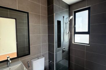 Alstonia Hilltop Homes