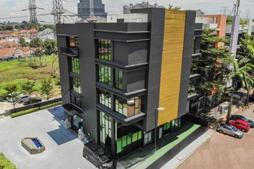 Empire Klang , Galeri Empire @ Klang  4 storey corner building  