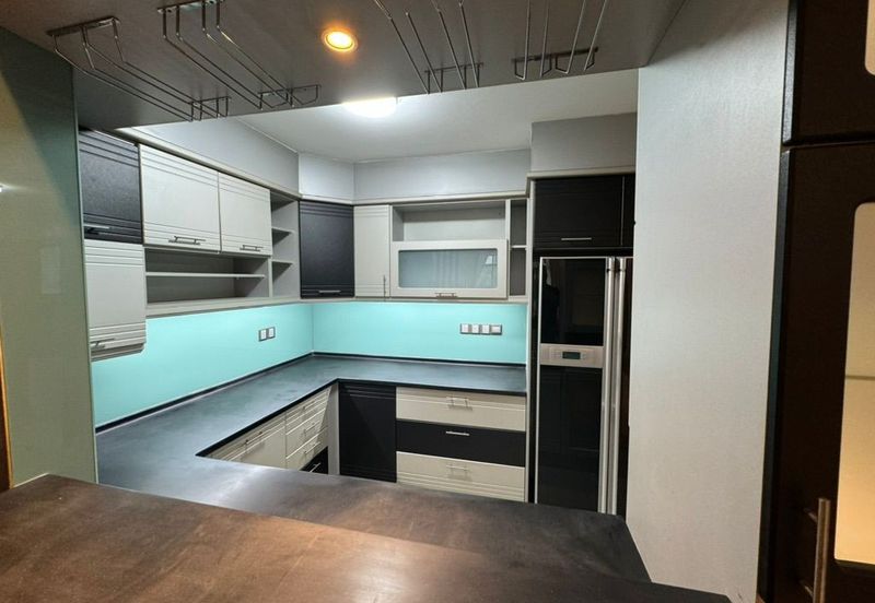 Corinthian Condominium