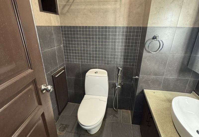 Corinthian Condominium