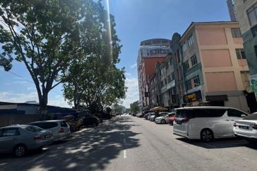 Jalan Dagang Mas 5, Taman Mas Sepang