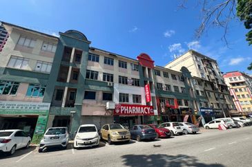 Jalan Dagang Mas 5, Taman Mas Sepang