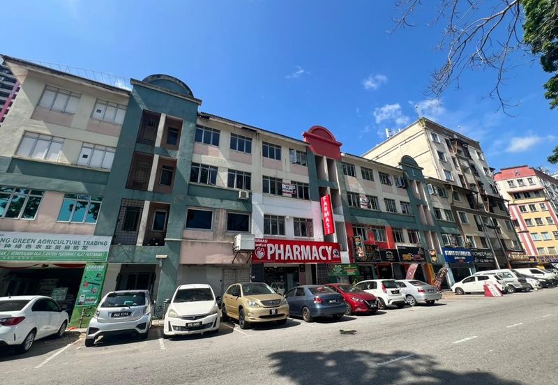 Jalan Dagang Mas 5, Taman Mas Sepang