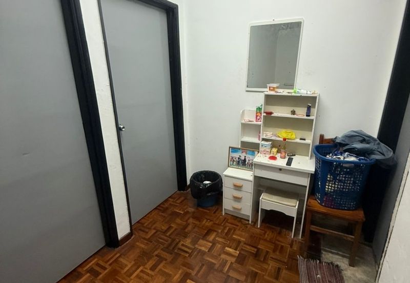 Taman Kepong (Kepong Garden)