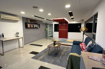 (Corner) TSB , Kota Damansara @ Sungai Buloh