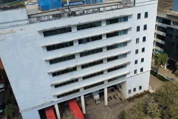 Bukit Jelutong , Seksyen U8 @ Shah Alam