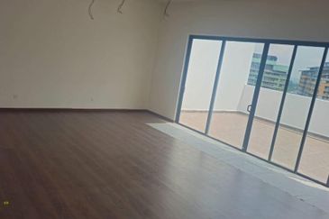 Empire Residence @ Damansara Perdana , Petaling Jaya 