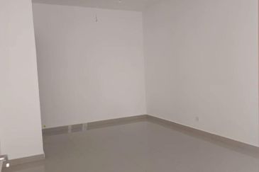 Empire Residence @ Damansara Perdana , Petaling Jaya 