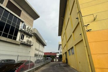 Alam Premier Industrial Park , Seksyen 33 @  Shah Alam