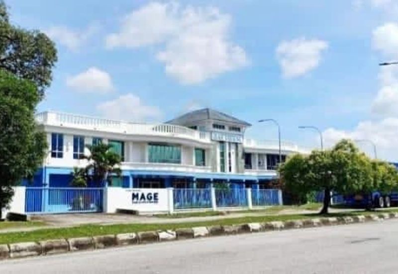 Taman Bunga Negara , Seksyen 27 @ Shah Alams